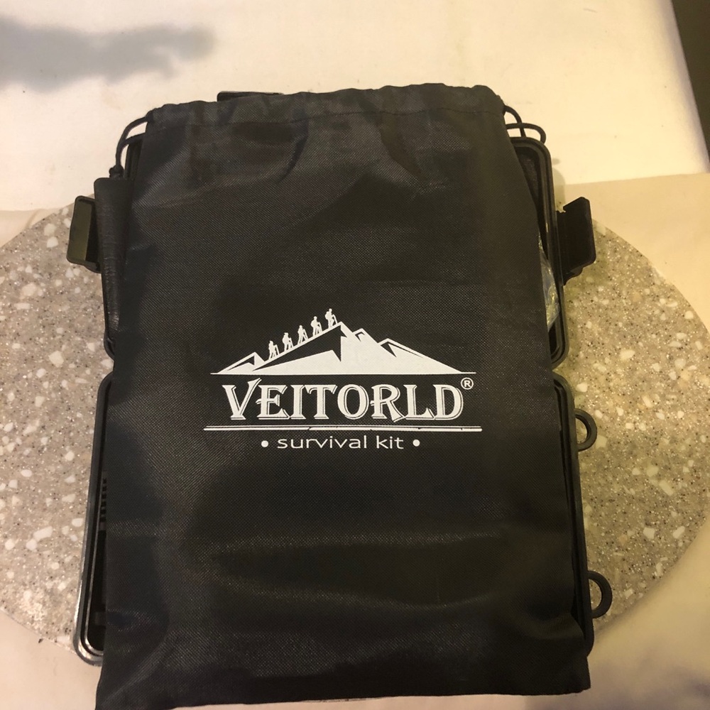 Veitorld Survival Kit